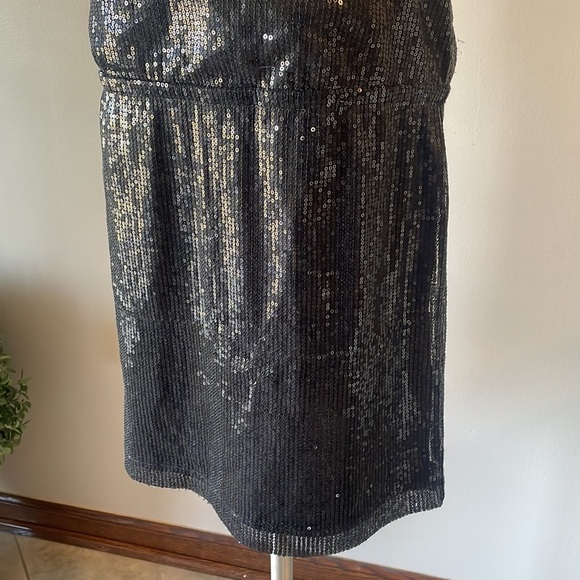 EXPRESS formal / evening cocktail black sequins dress cap sleeve lined SM - Picture 5 of 11